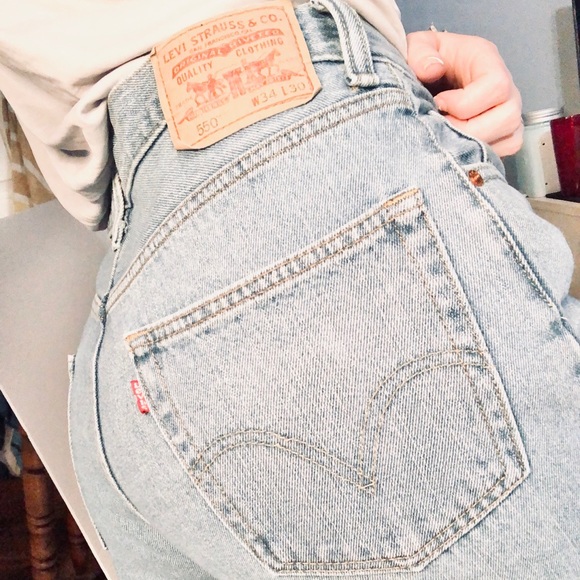Levi’s Vintage 550 High Waisted Jeans - Picture 3 of 8